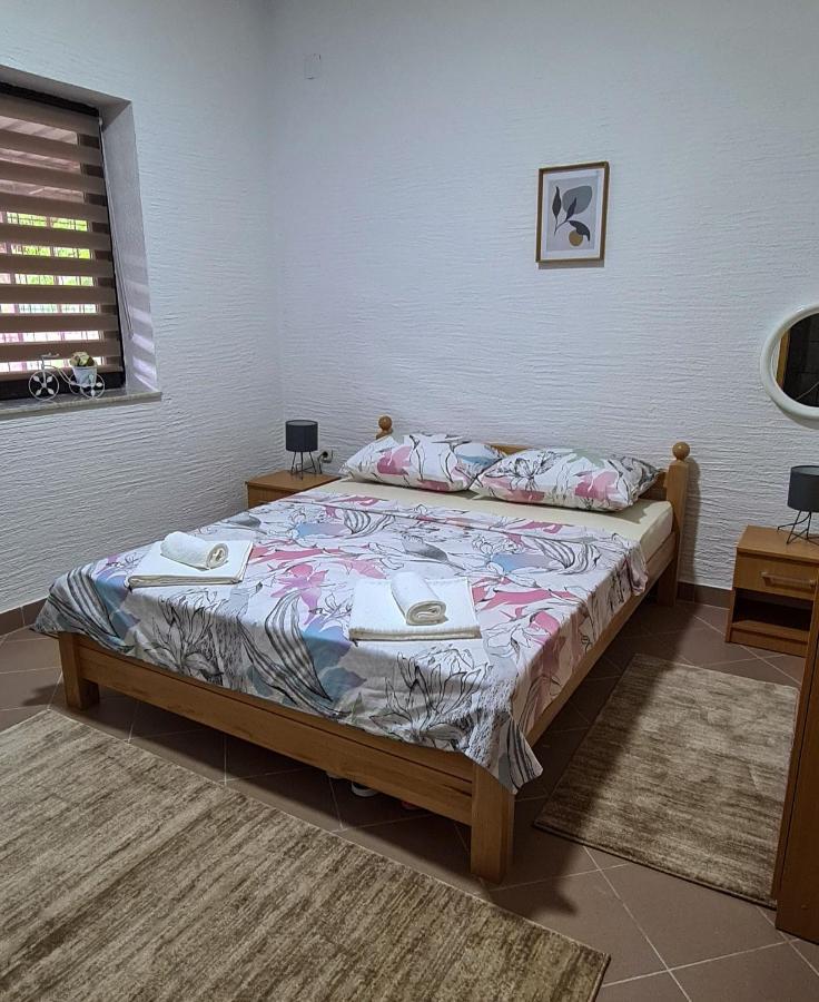 Appartamento Prenociste Dubravka Livno Esterno foto