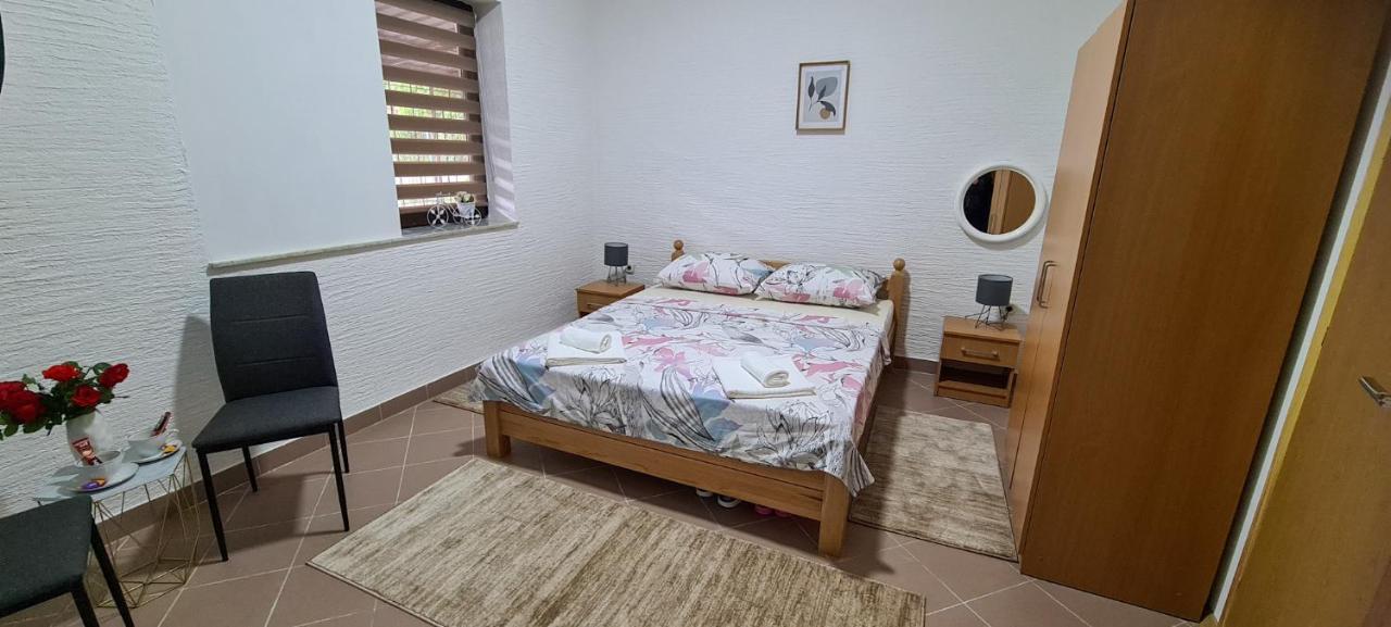Appartamento Prenociste Dubravka Livno Esterno foto